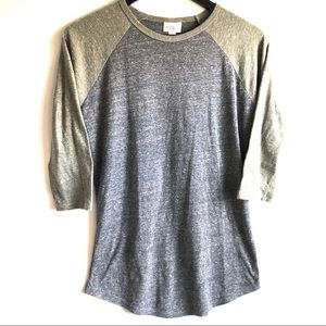LuLaRoe Raglan Sleeve Tee, SZ XS, Like New